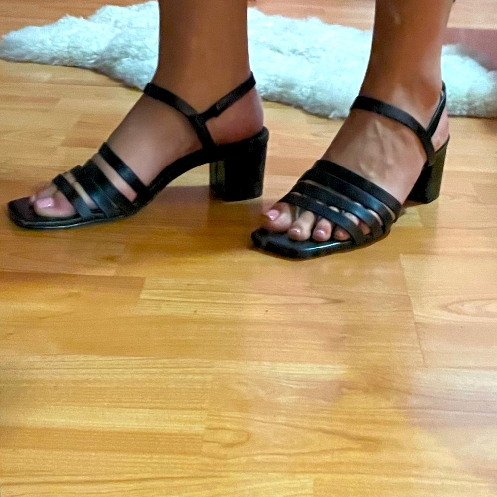 Size 8 Black Strappy Square Open Toe Low Heeled Sandal